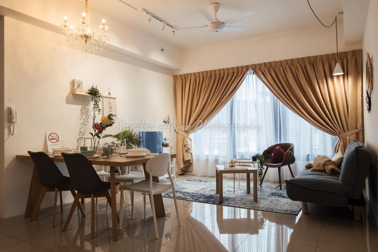Xandra'S 218 Macalister Suite George Town Buitenkant foto