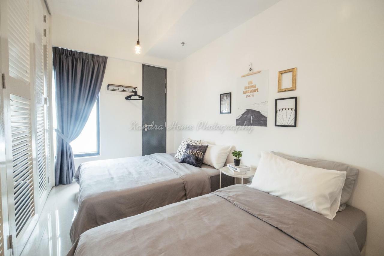 Xandra'S 218 Macalister Suite George Town Buitenkant foto