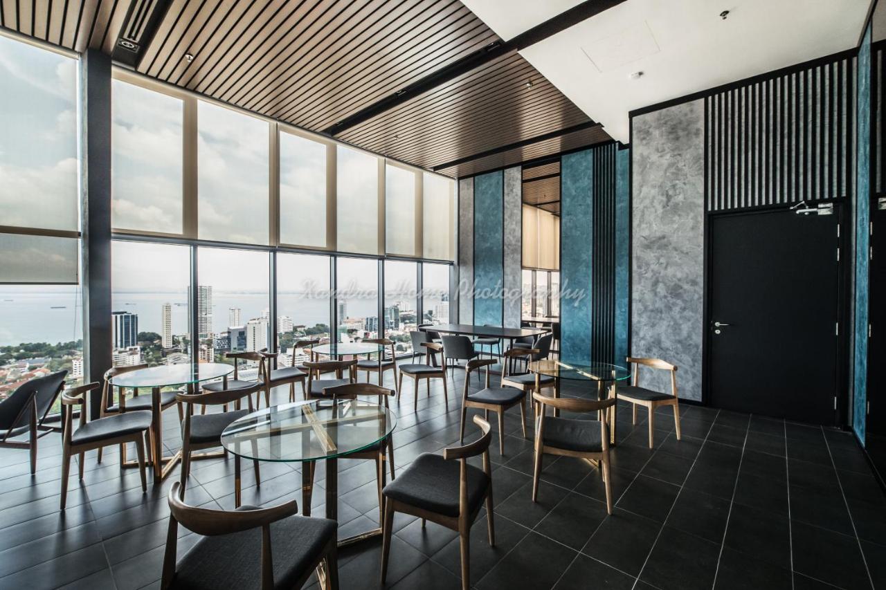 Xandra'S 218 Macalister Suite George Town Buitenkant foto